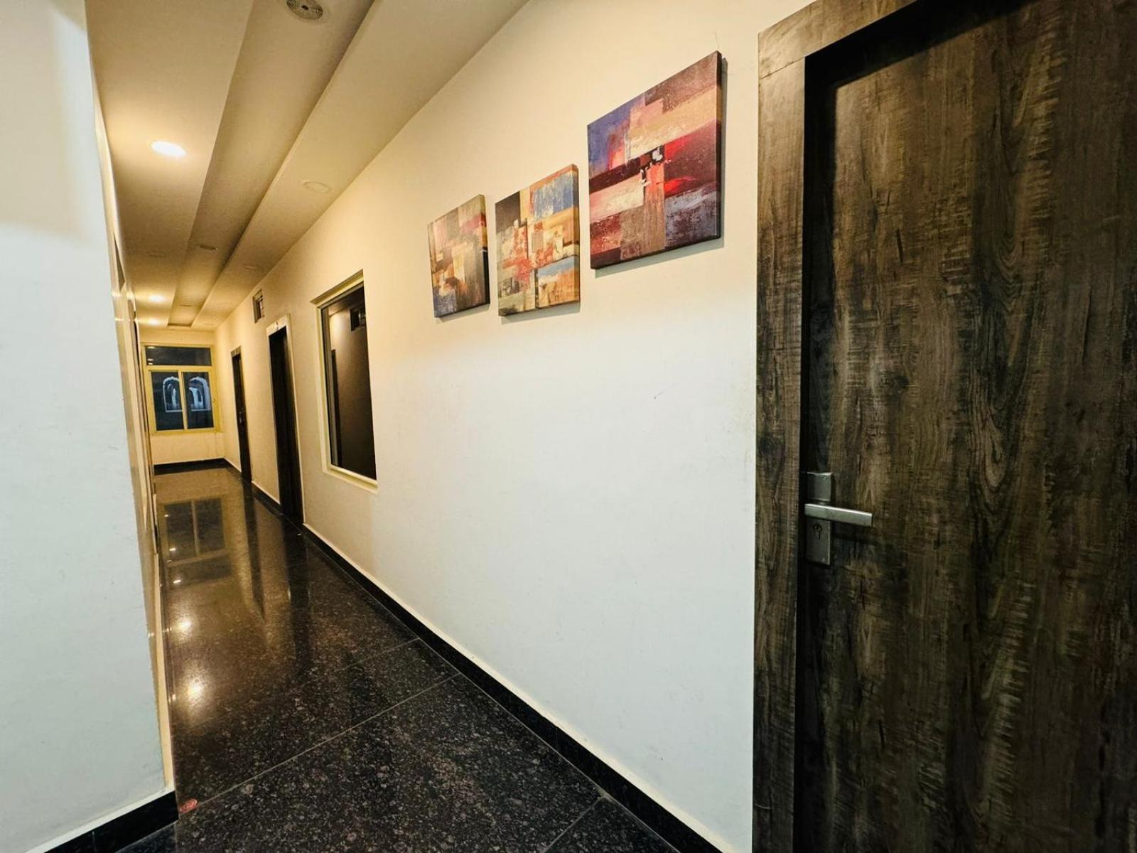 Hotel Pearl Inn Rudrapur Εξωτερικό φωτογραφία