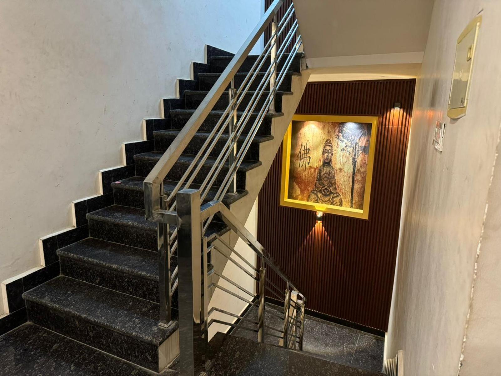 Hotel Pearl Inn Rudrapur Εξωτερικό φωτογραφία