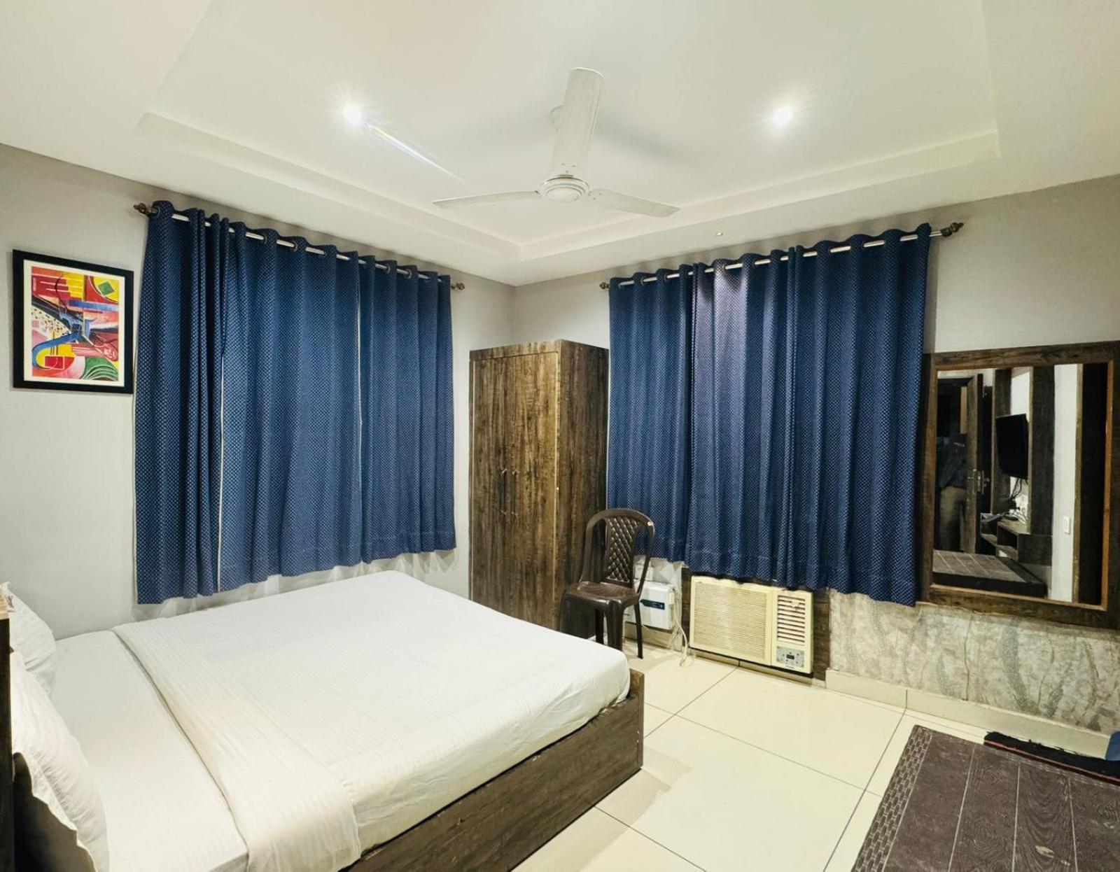 Hotel Pearl Inn Rudrapur Εξωτερικό φωτογραφία